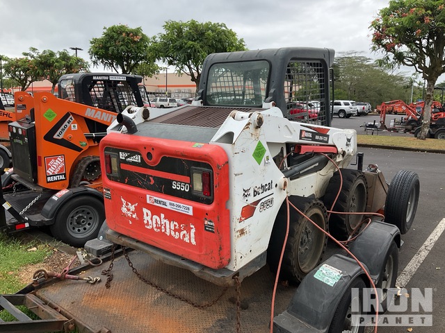 MINI CARGADOR SOBRE RUEDAS 2019 BOBCAT S550