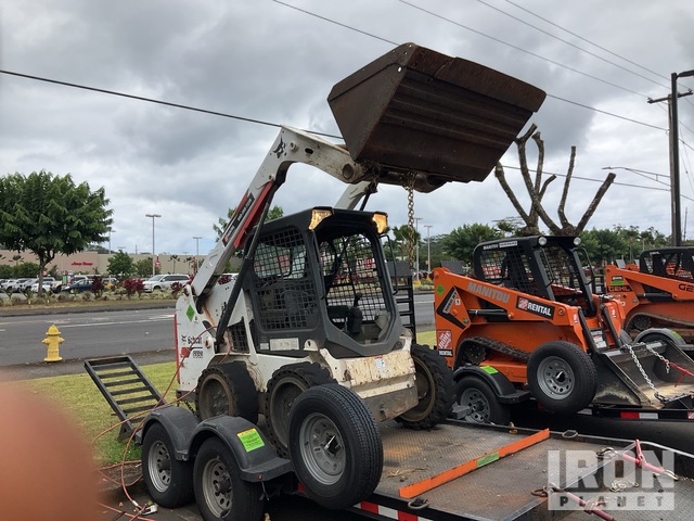 MINI CARGADOR SOBRE RUEDAS 2019 BOBCAT S550