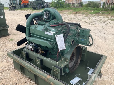 Detroit Diesel Turbo Diesel Engine w/Container