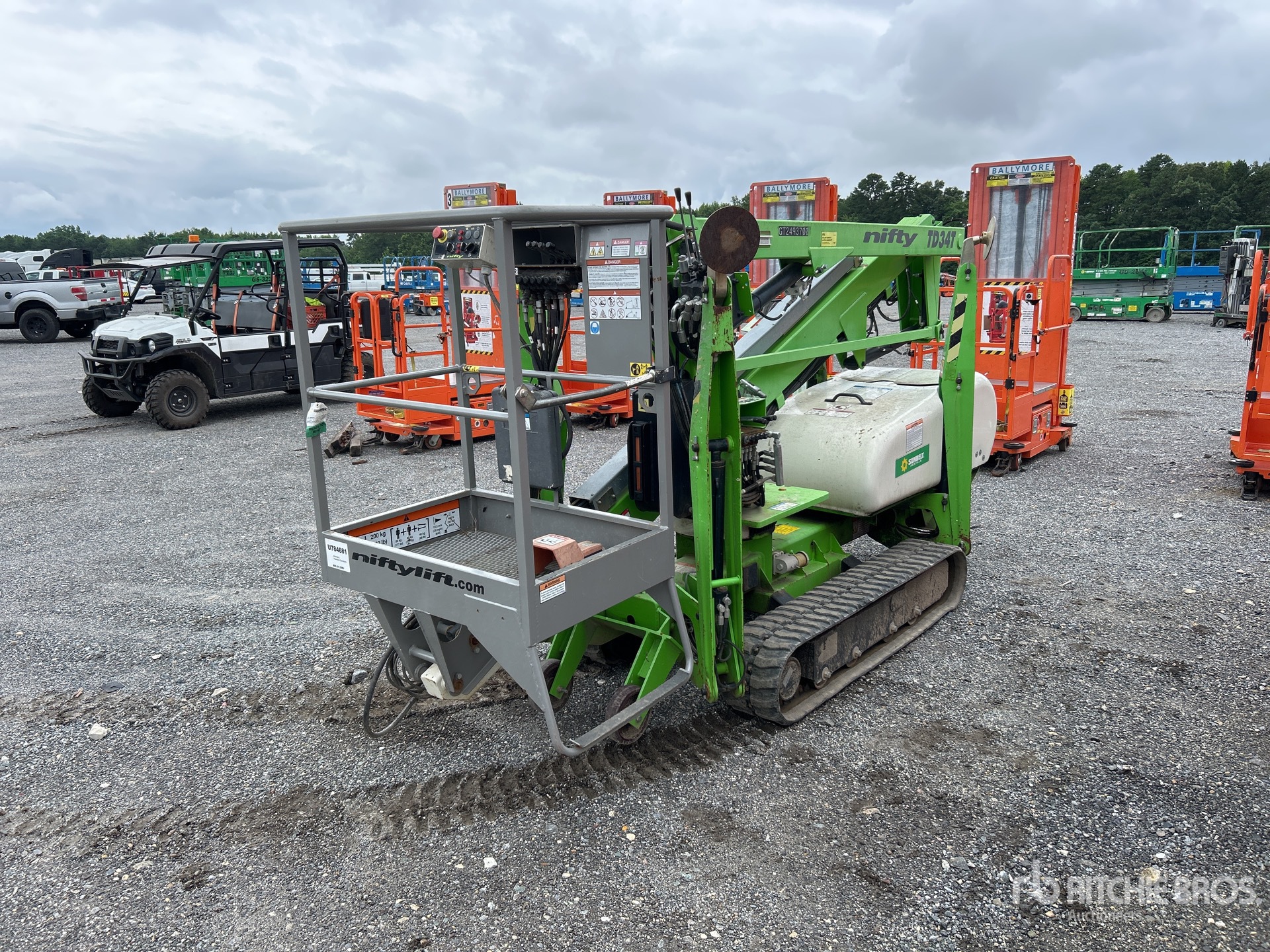 2019 Nifty-Lift TD34 TDAC Crawler Diesel Articulating Boom Lift