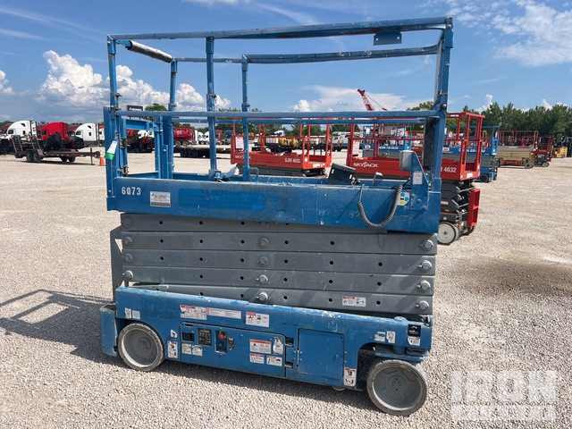 ELEVADOR TIJERA 2012 GENIE GS3232