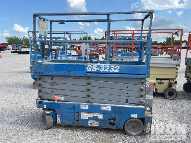 ELEVADOR TIJERA 2013 GENIE GS3232