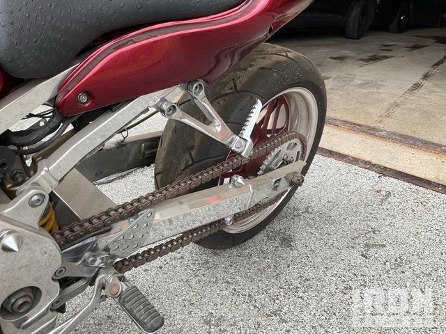 2000 Kawasaki Ninja ZX-9R Sport Bike (Inoperable) in Parma