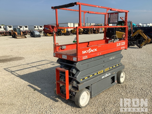 ELEVADOR TIJERA 2004 SKYJACK SJIII3226