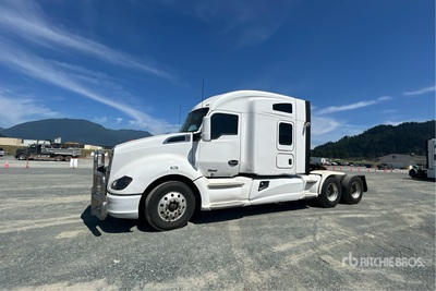 2017 Kenworth T680 6x4 T/A Sleeper Truck Tractor