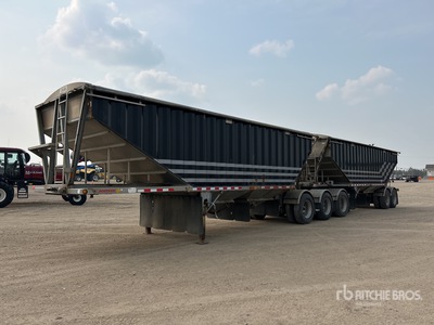 2012 Doepker 27 ft Tri/A Super B-Train Lead Grain Trailer