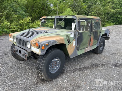 1997 AM General M1097A2 HMMWV 4 Door Soft Top w/Truck Body