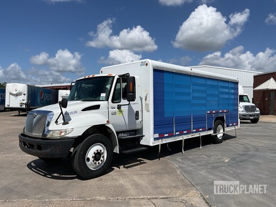 2007 International 4300 4x2 6 Bay Beverage Truck