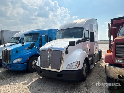 2021 Kenworth T680 6x4 Tracteur routier couchette
