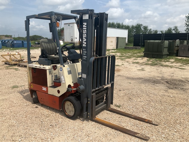 Nissan CSP01115S Electric Forklift