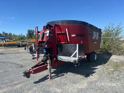 2015 Jaylor 5600 S/A Twin Auger Vertical Mezclador de alimentacion