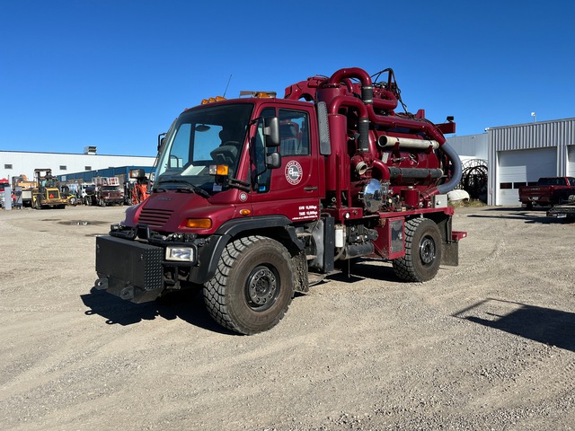 2004 Custom Vac Service on 2002 Unimog U5000 4x4 Vacuum Excavator Truck 2004 Custom Vac Service on 2002 Unimog U5000 4x4 Vacuum Excavator Truck