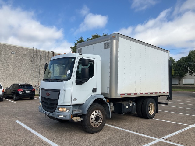 2016 Peterbilt 220 Van Truck