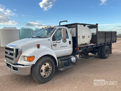 2008 Ford F650 1000 gal 4x2 Water Truck