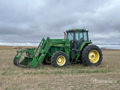 John Deere 7810 جرار ذو دفع رباعي