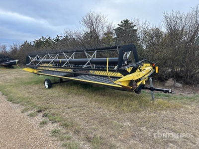 Honey Bee 30 ft Combine Header
