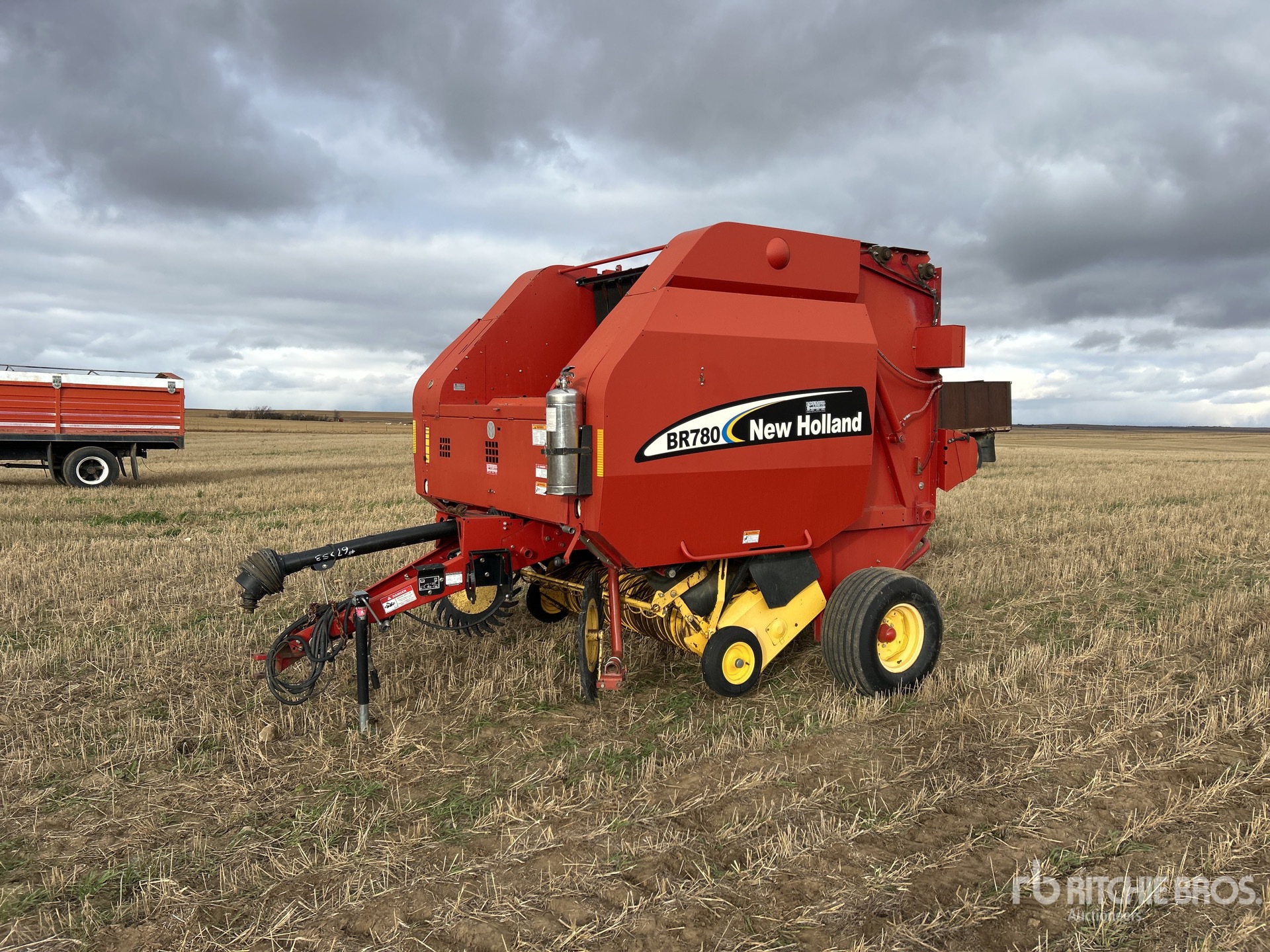 2005 New Holland BR780 Round Baler