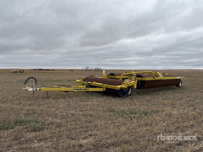 Degelman LR7651 51 ft Landroller