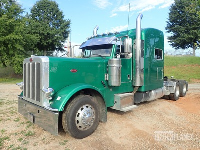 2017 Peterbilt 389 6x4 Sleeper Truck Tractor