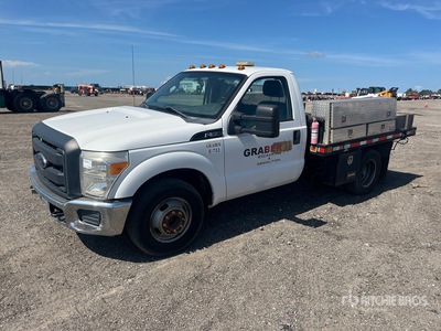 2011 Ford F-350 4x2 Autocarro cassone fisso