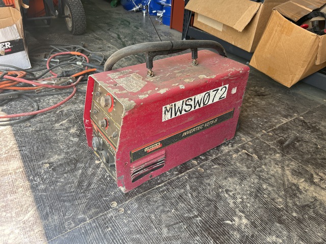 2008 Lincoln Invertec V275-S 200 A Mobile Stick Electric Welder (Inoperable)