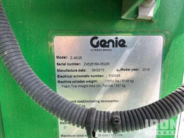 ELEVADOR ARTICULADO 2016 GENIE 4WD Z4525