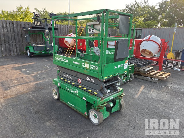 ELEVADOR TIJERA 2016 SKYJACK SJIII3219