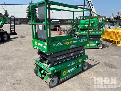 2016 Skyjack SJIII 3219 Electric Scissor Lift