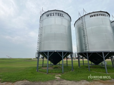 Westeel +/- 4900 bu 5 Ring Hopper Grain Bin