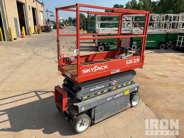 ELEVADOR TIJERA 2015 SKYJACK SJIII3219