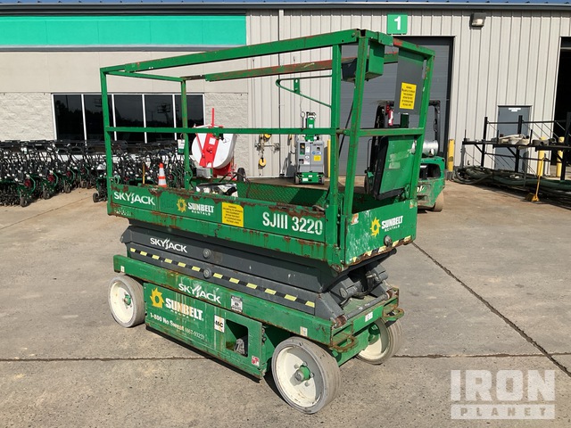 ELEVADOR TIJERA 2016 SKYJACK SJIII3220