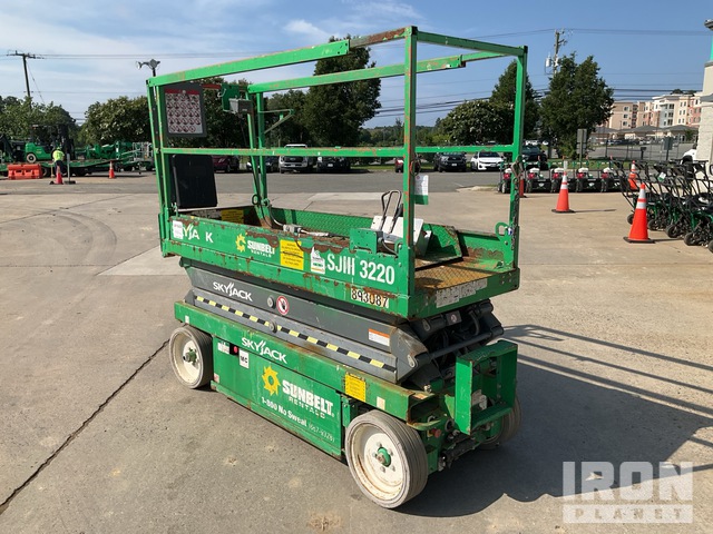 ELEVADOR TIJERA 2016 SKYJACK SJIII3220