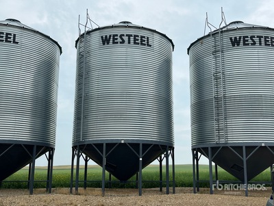 Westeel +/- 4900 bu 5 Ring Hopper Grain Bin