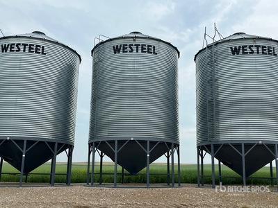 Westeel +/- 4900 bu 5 Ring Hopper Grain Bin
