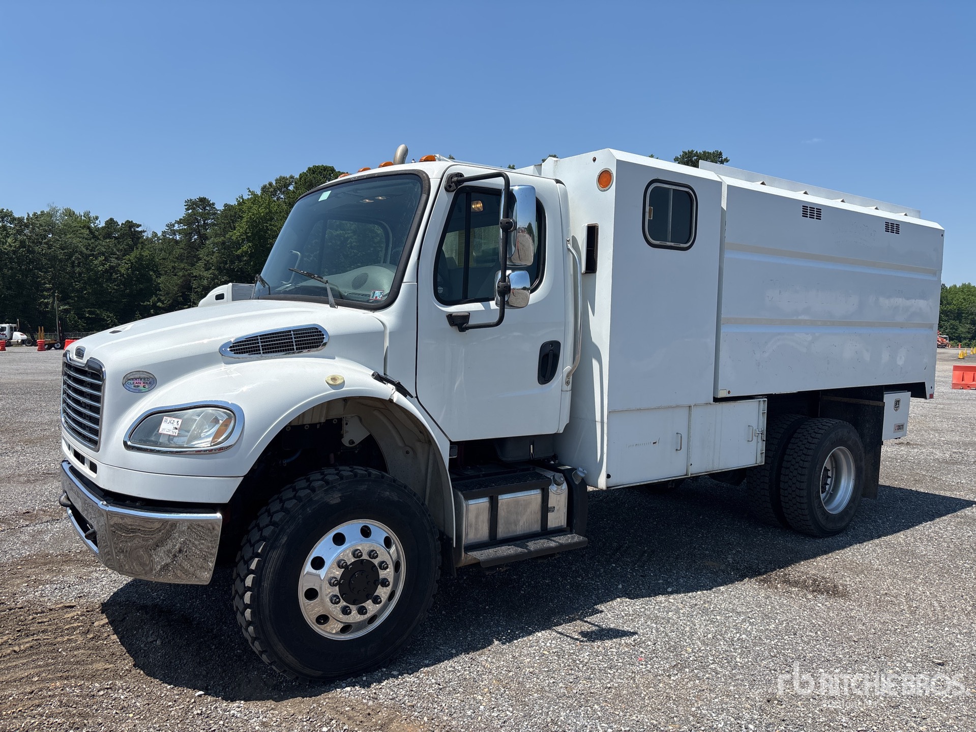 2013 Freightliner M2 106 4x4 Chipper Truck