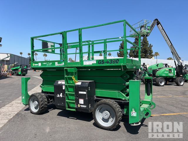 ELEVADOR TIJERA 2015 GENIE GS4390