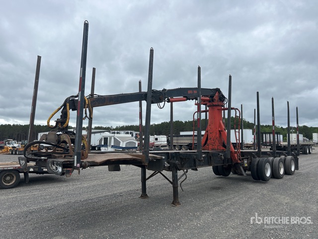 2001 BWS Tri/A Self-Loading Log Trailer | Ritchie Bros. Auctioneers