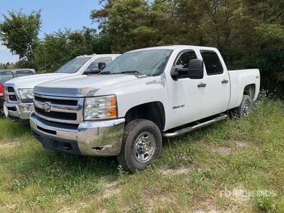 2010 Chevrolet Silverado 2500 HD 4x4 Crew Cab Pickup (Inoperable)
