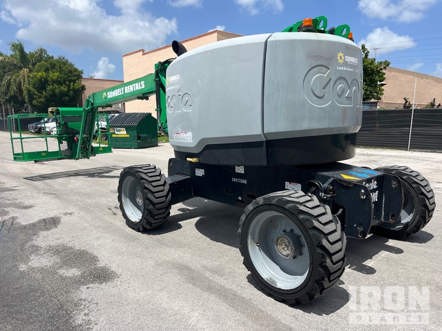 ELEVADOR ARTICULADO 2017 GENIE 4WD Z6240