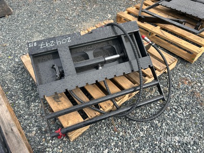 2025 GIYI GY D-CYHC 29 in Mini Skid Steer Forks (Unused)