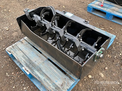 GIYI GY-XGJ 40 in Mini Skid Steer Tiller (Unused)