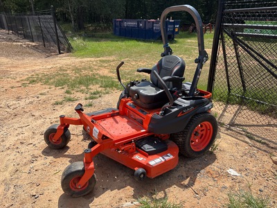 2023 Kubota Z422KW Zero-Turn Lawn Mower
