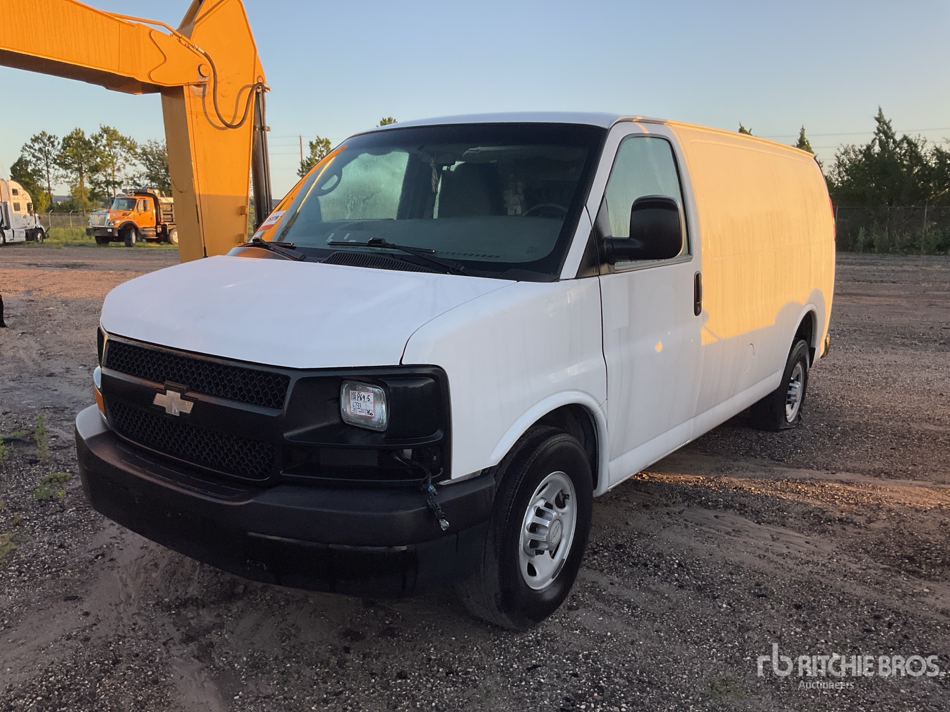 2010 Chevrolet Express 2500 Cargo Van (Inoperable)