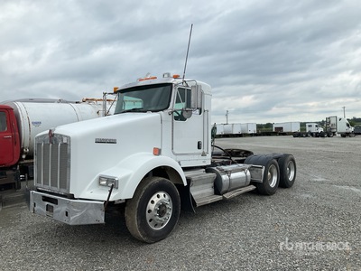 2011 Kenworth T800 6x4 T/A Day Cab Truck Tractor