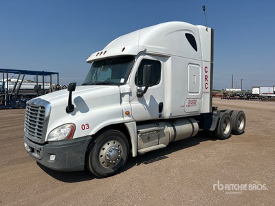 2018 Freightliner Cascadia 125 6x4 T/A Sleeper Truck Tractor