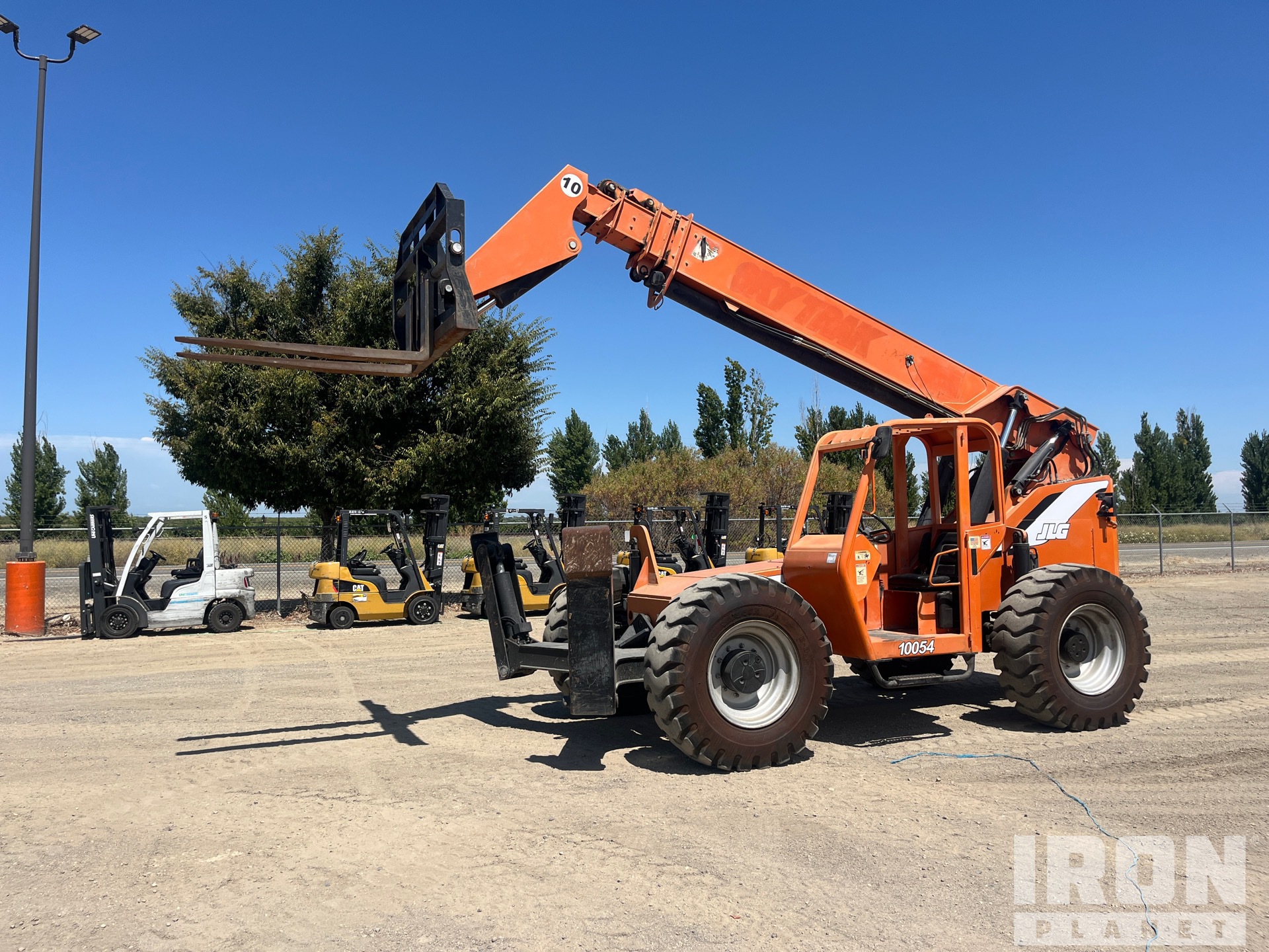2010 SkyTrak 10054 Telehandler in Dunnigan, California