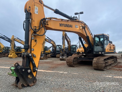2019 Hyundai HX480L Tracked Excavator