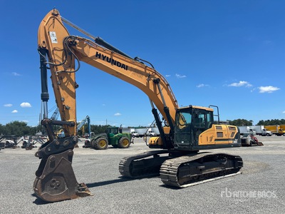 2018 Hyundai HX380L Tracked Excavator