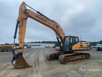2018 Hyundai HX330L Rupsgraafmachine