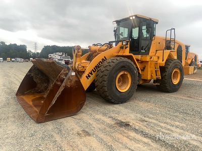 2019 Hyundai HL975 Wheel Loader